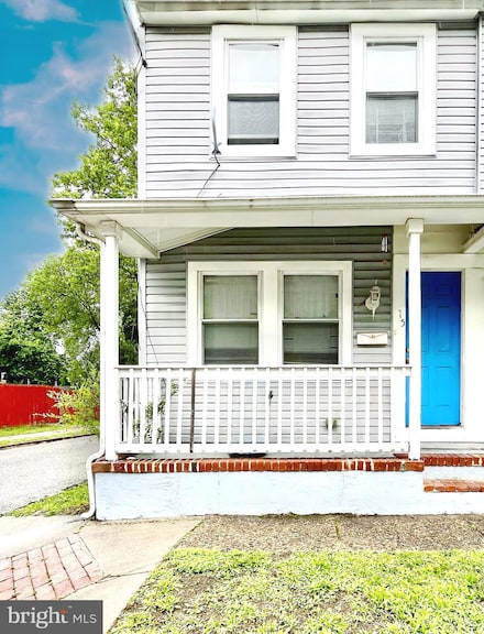 515 3rd St, Beverly, NJ 08010