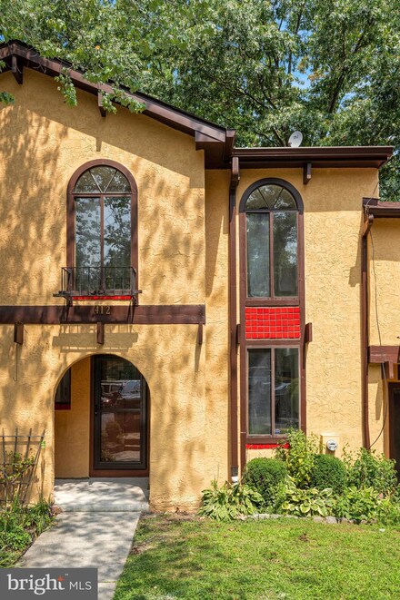 412 Sonora Ln, Sicklerville, NJ 08081