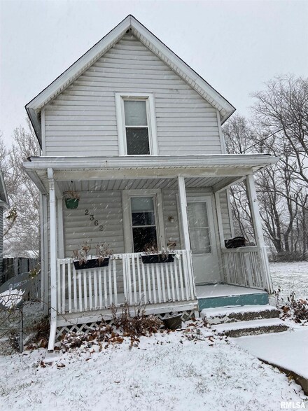 2362 Mckinley Ave, Davenport, IA 52802