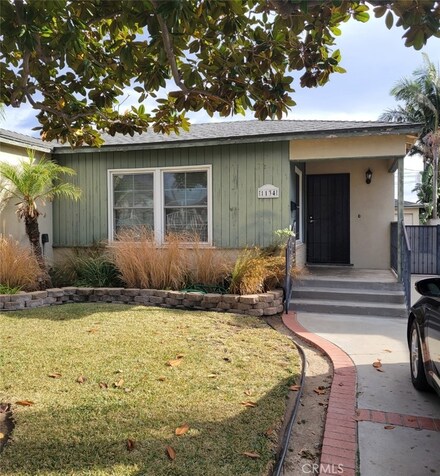 1134 N Alameda Ave, Azusa, CA 91702