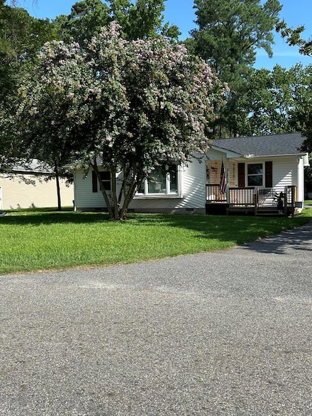 4080 S Riverside Dr, Lanexa, VA 23089
