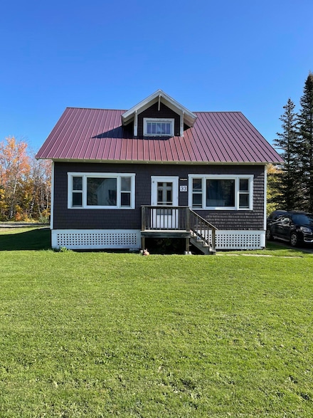 33 Station Rd, Easton, ME 04740