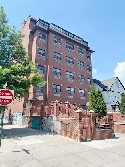 4606 88th St Unit 5B, Elmhurst, NY 11373