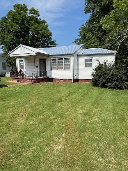 1005 John St, Tuscumbia, AL 35674