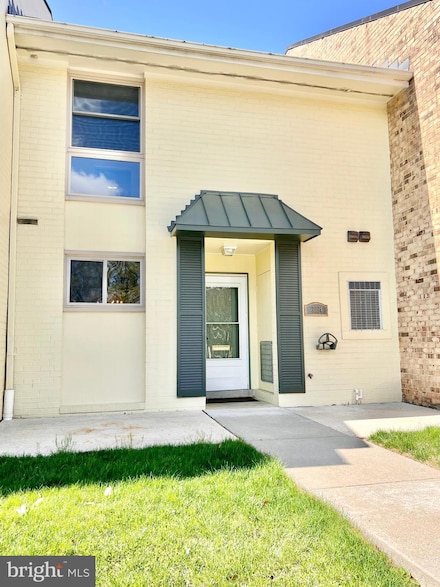 3294 Gleneagles Dr, Silver Spring, MD 20906