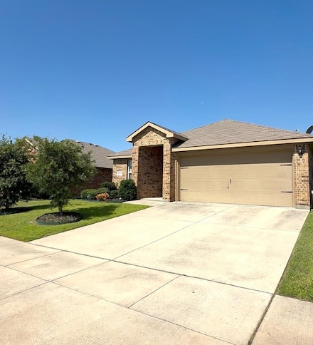 2317 Carrier Dr, Fate, TX 75189