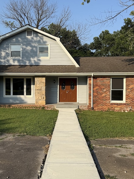 3829 Lake Aire Dr, Nashville, TN 37217