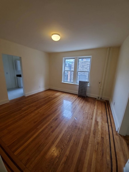 37-76 62nd St, Flushing, NY 11377