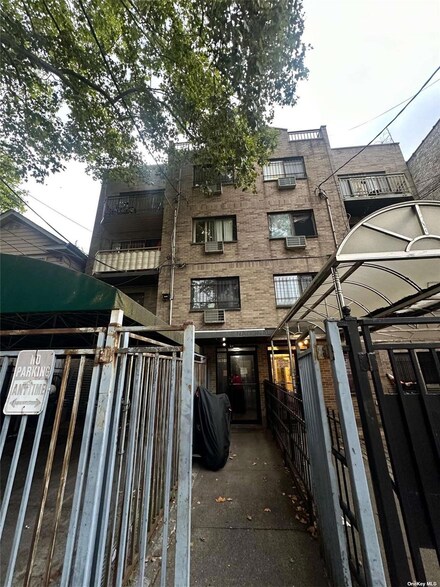9905 43rd Ave Unit 2A, Corona, NY 11368