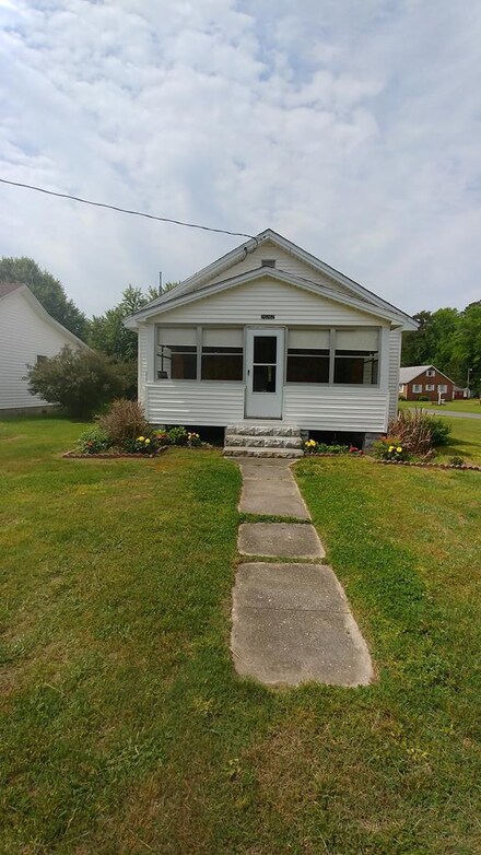 26262 Mitchell Rd, Bloxom, VA 23308