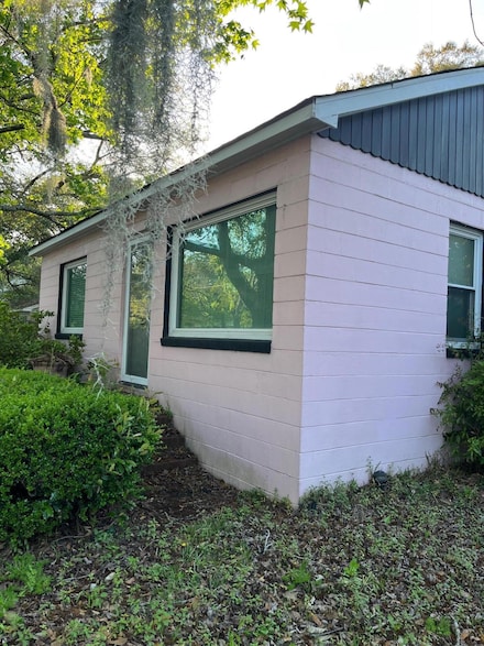 2066 Maybank Hwy, Charleston, SC 29412