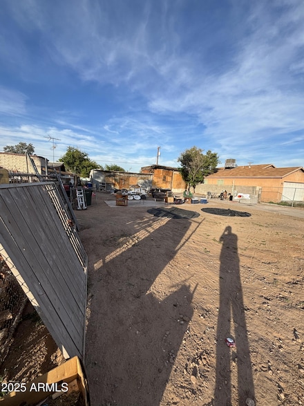 1820 E Jones Ave, Phoenix, AZ 85040