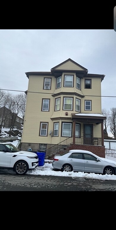 15 Higgins St Unit 1, Fall River, MA 02724