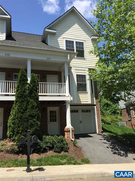 117 Old Fifth Cir, Charlottesville, VA 22903