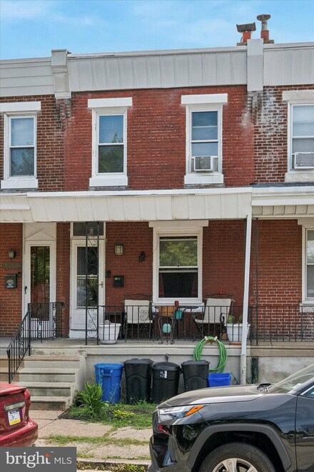 6011 Montague St, Philadelphia, PA 19135