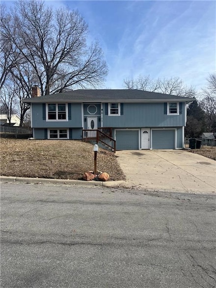 2707 Wilson Ave, Leavenworth, KS 66048