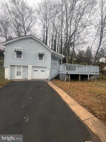 2601 S Tulpehocken St, Pine Grove, PA 17963