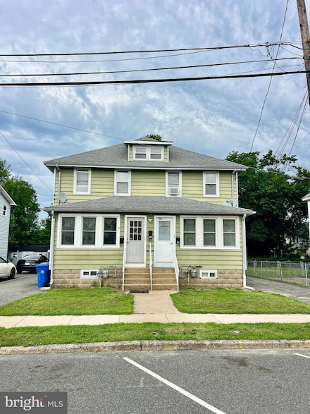 25 College Ave, Glassboro, NJ 08028