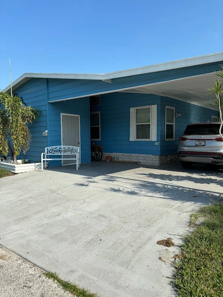 624 Lake Larch Ln, Lakeland, FL 33805