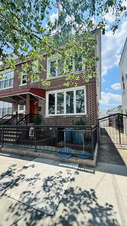 1512 74th St, Brooklyn, NY 11228