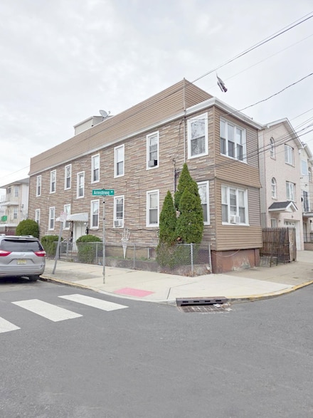 144 Armstrong Ave, Jersey City, NJ 07305