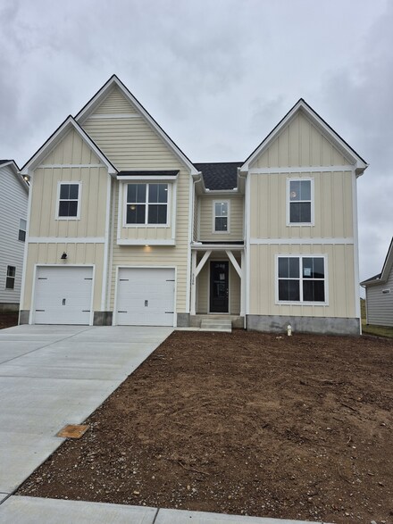5156 Greentree Dr, Smyrna, TN 37167