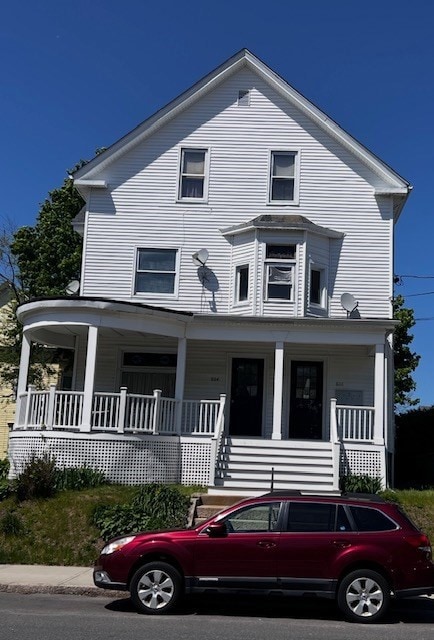 806 President Ave, Fall River, MA 02720