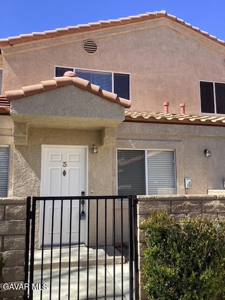 43437 30th St W Unit 3, Lancaster, CA 93536
