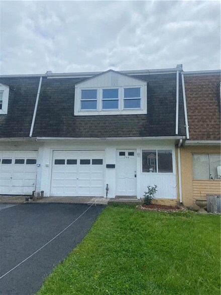 744 E Green St, Allentown, PA 18109