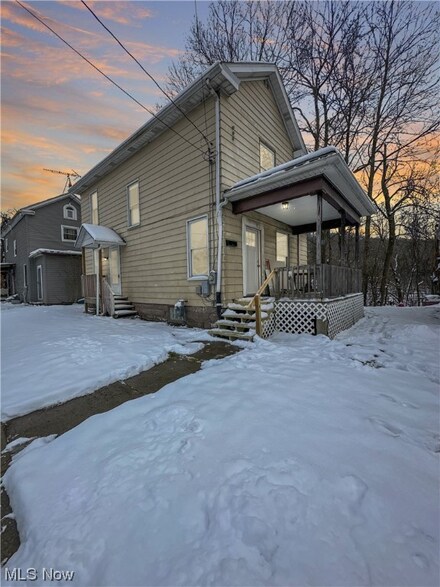 600 Mahan Ave, Follansbee, WV 26037