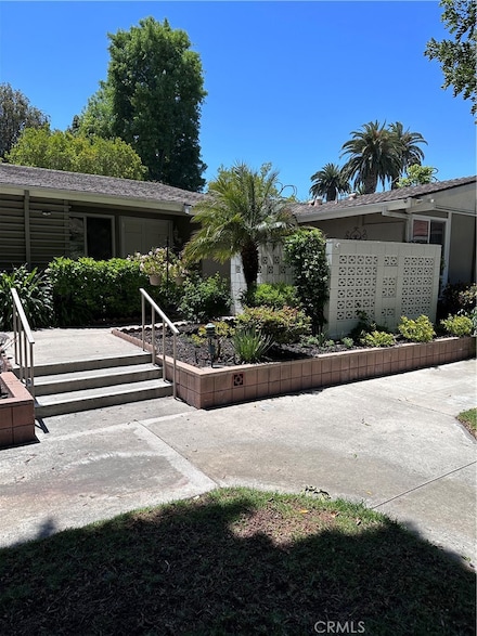 253 Calle Aragon Unit F, Laguna Woods, CA 92637