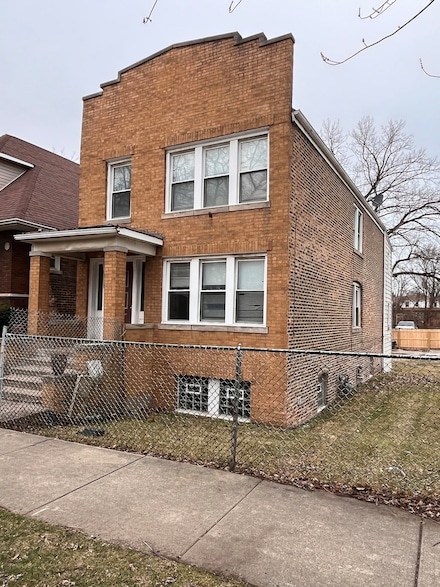 3654 E 97th St, Chicago, IL 60617