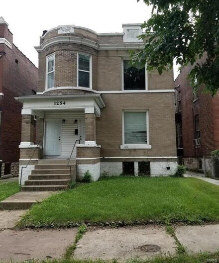 1254 N Euclid Ave, Saint Louis, MO 63113