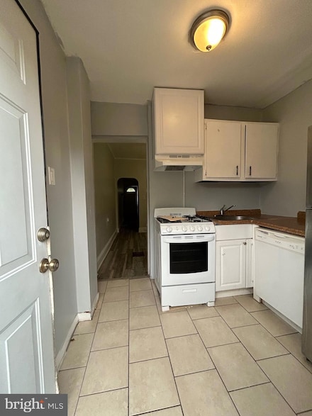 2546 E Dauphin St, Philadelphia, PA 19125