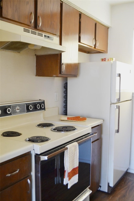 2526 W Prairie St Unit 205, Denton, TX 76201
