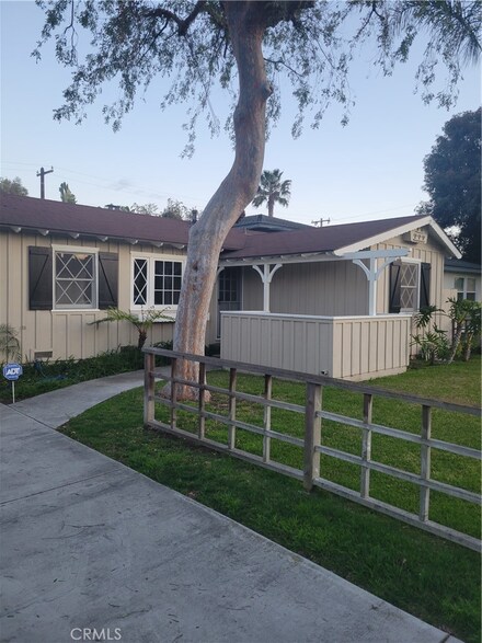 2436 Orange Ave Unit A, Costa Mesa, CA 92627