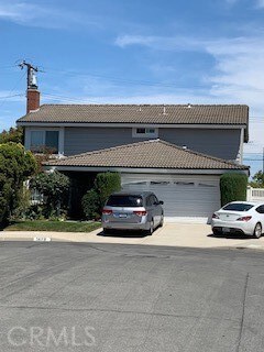 5672 Citrus Ct, Cypress, CA 90630
