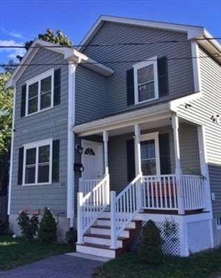 65 Smith St, Lowell, MA 01851