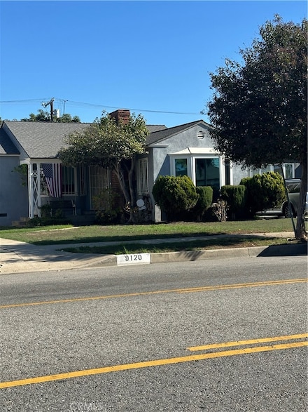 9120 S Van Ness Ave, Los Angeles, CA 90047