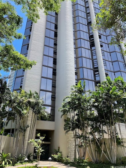 930 Kaheka St Unit 1703, Honolulu, HI 96814