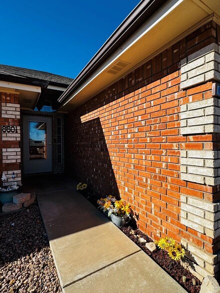 8801 N Rice Ave, Midland, TX 79707