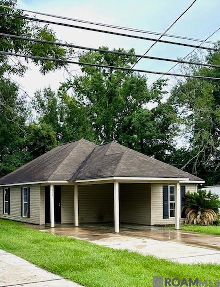 1942 S Ringer Ave, Gonzales, LA 70737