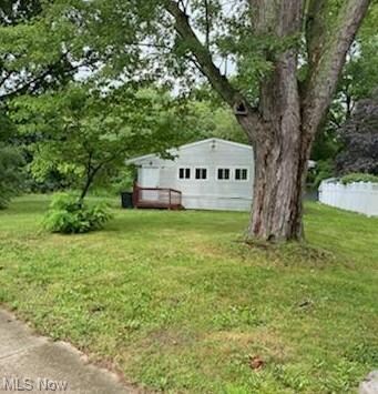 1760 East Ave, Akron, OH 44314