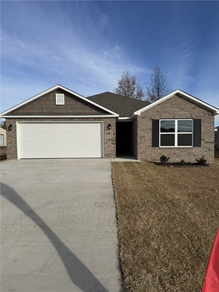 3205 E Hagan St, Siloam Springs, AR 72761