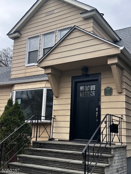 31 Peachtree Rd Unit 2, Maplewood, NJ 07040