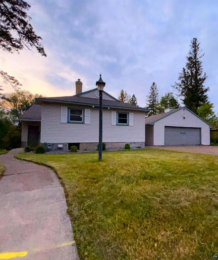 1409 Woodland Ave, Duluth, MN 55803