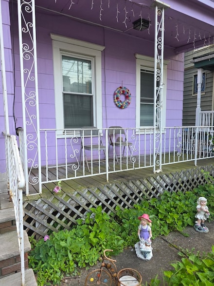 7 Troy St Unit 1, Jersey City, NJ 07307