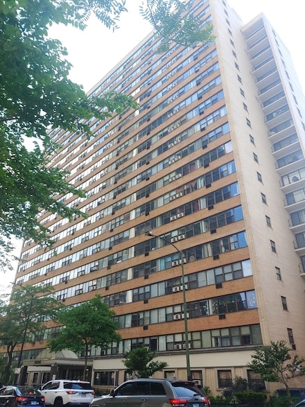 6030 N Sheridan Rd Unit 411, Chicago, IL 60660