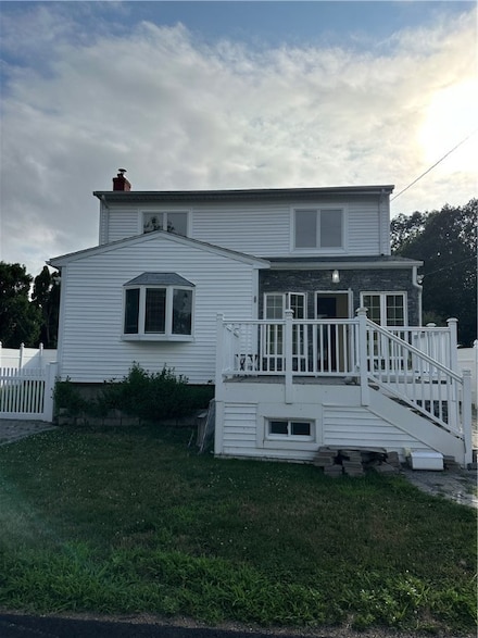 539 Tidewater Dr, Warwick, RI 02889