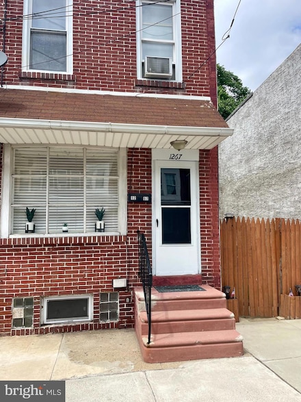 1267 Lansdowne Ave, Camden, NJ 08104